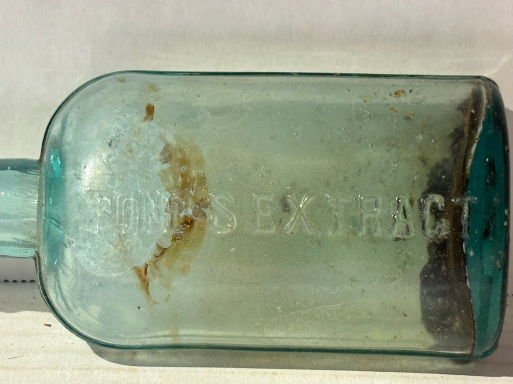 American Hand-Blown “Pond’s Extract” Apothecary Bottle Utica, New York, circa 1846–1855