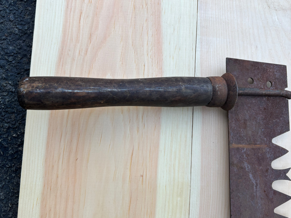 MONUMENTAL 19TH-CENTURY AMERICAN TWO-MAN LOGGING SAW Great American / Crown-Tooth Pattern
