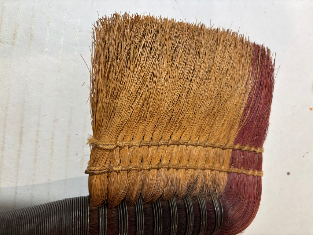Early American Two-Tone Automobile Whisk Broom Closed-Car Accessory