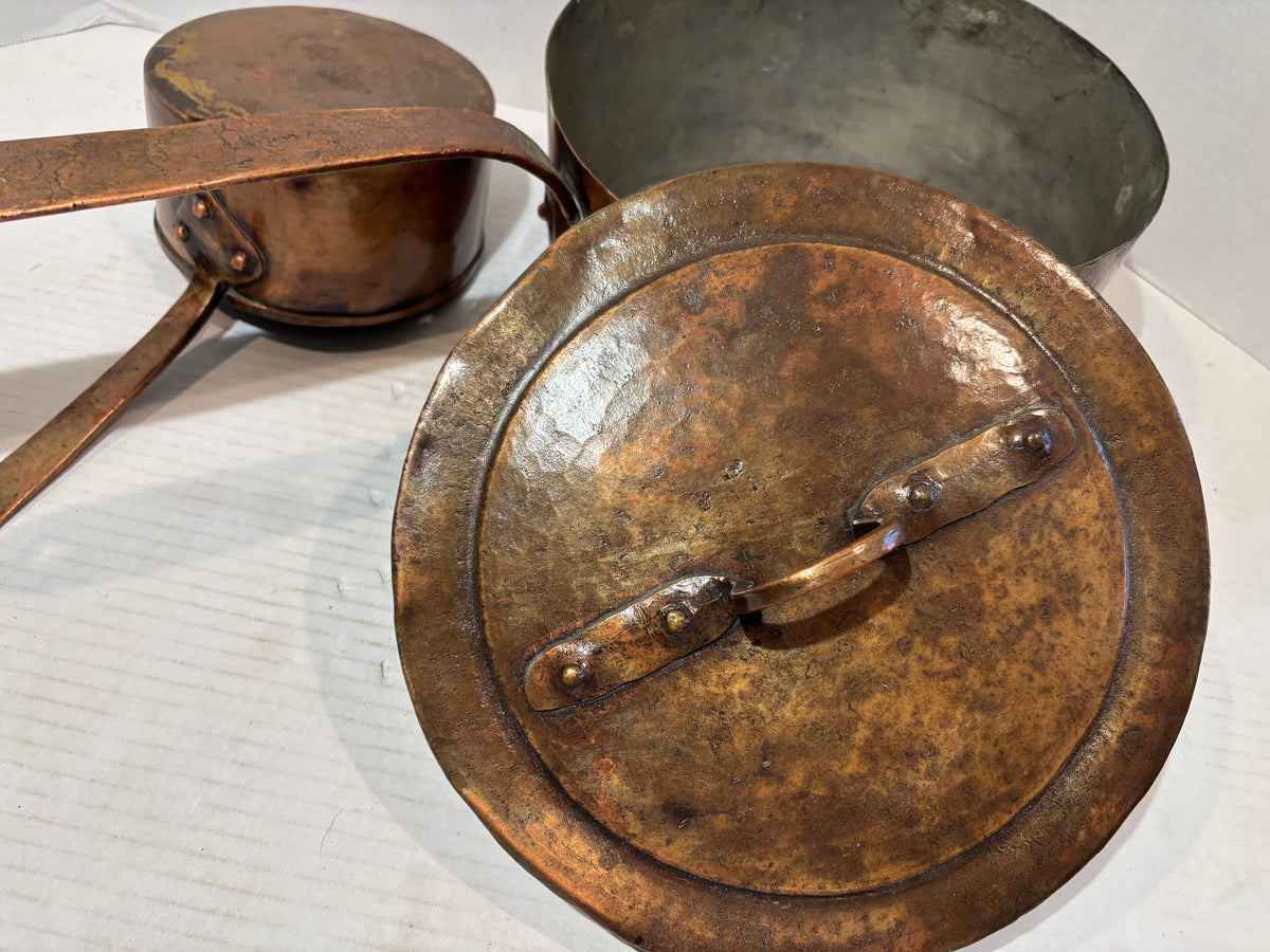 Exceptional Pair of Early French Dovetailed Copper Saucepans with Heart-Shaped Handle Mounts
