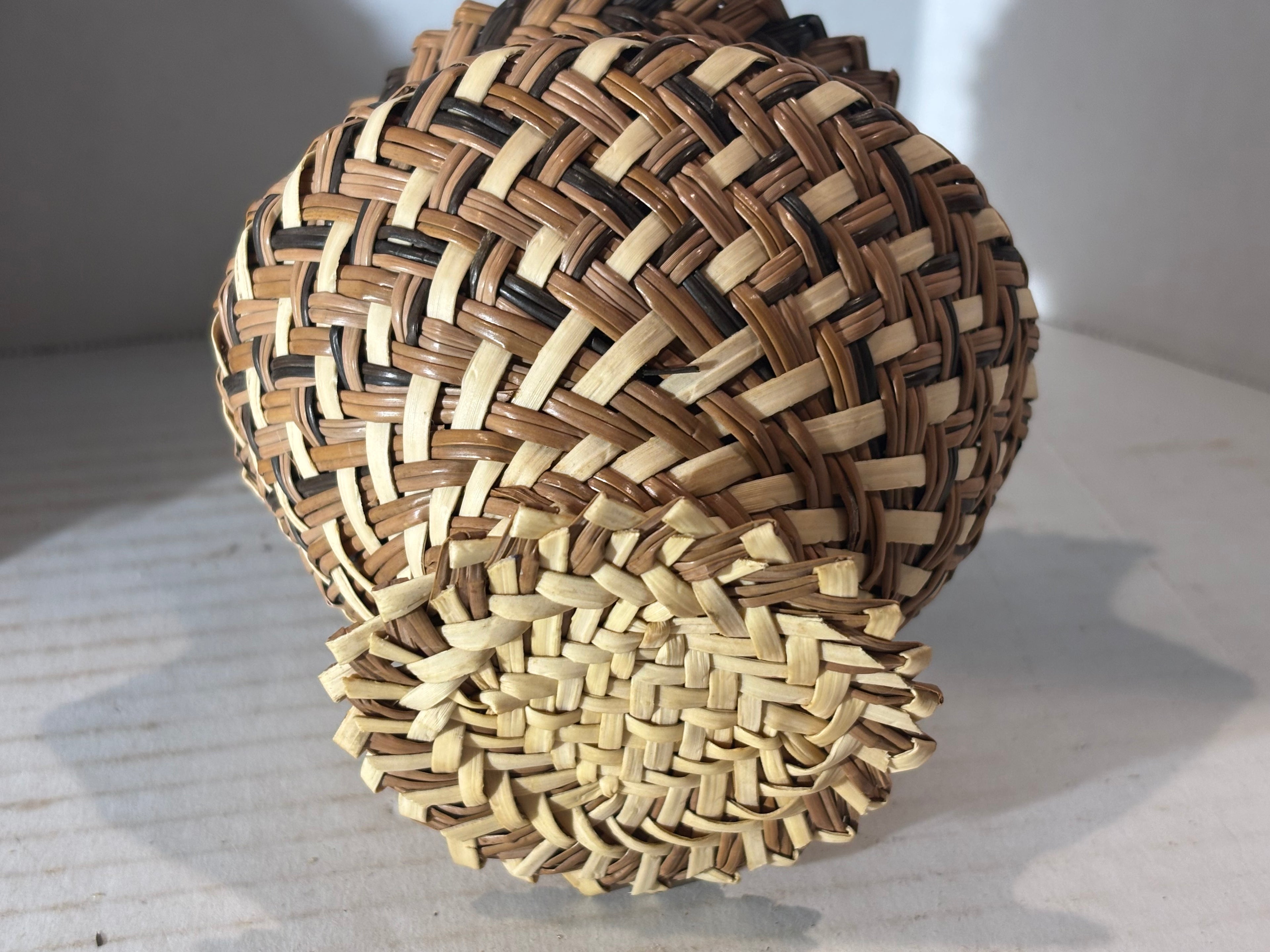 Three Indigenous Central American Miniature Basket Vessels
Probably Panama or Costa Rica, Mid-20th Century (circa 1955–1975)
