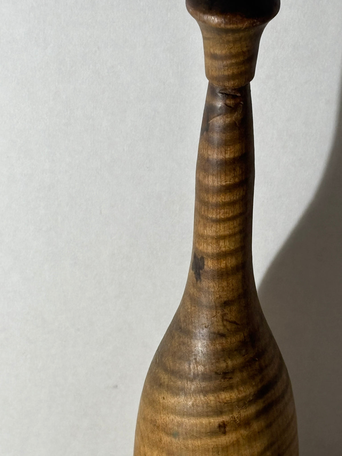 EXCEPTIONAL AMERICAN TIGER MAPLE TREEN MASHER
