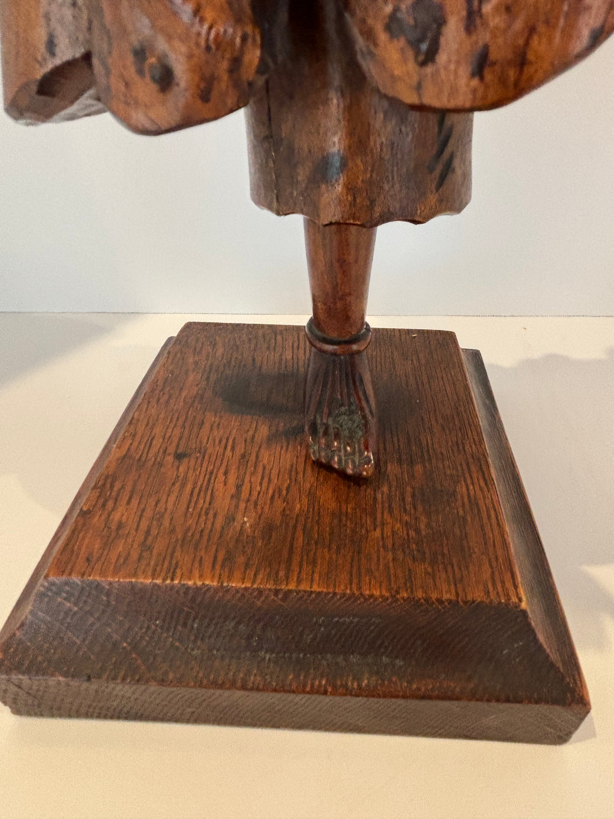 Large Chinese Qing Dynasty Rootwood Figure of a Daoist Immortal, Probably Li Tieguai