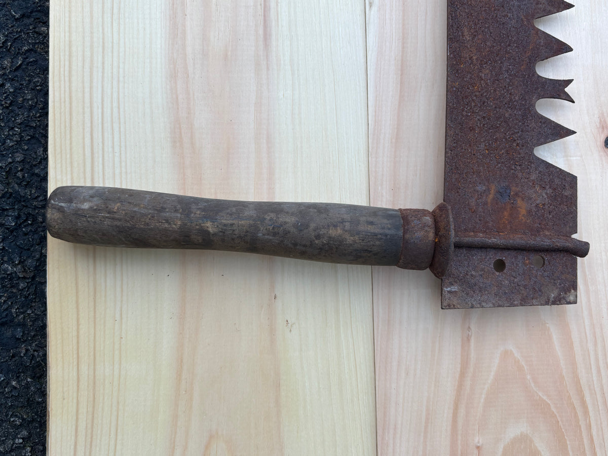 MONUMENTAL 19TH-CENTURY AMERICAN TWO-MAN LOGGING SAW Great American / Crown-Tooth Pattern