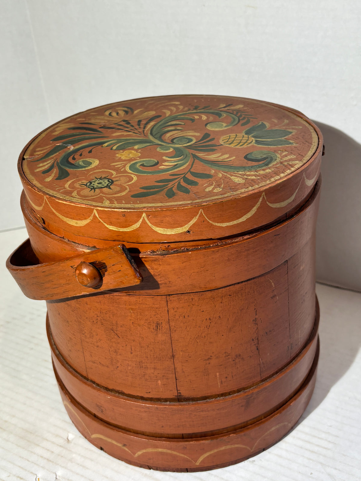 WONDERFULLY FOLKY PENNSYLVANIA-GERMAN PAINT-DECORATED SALT BOX