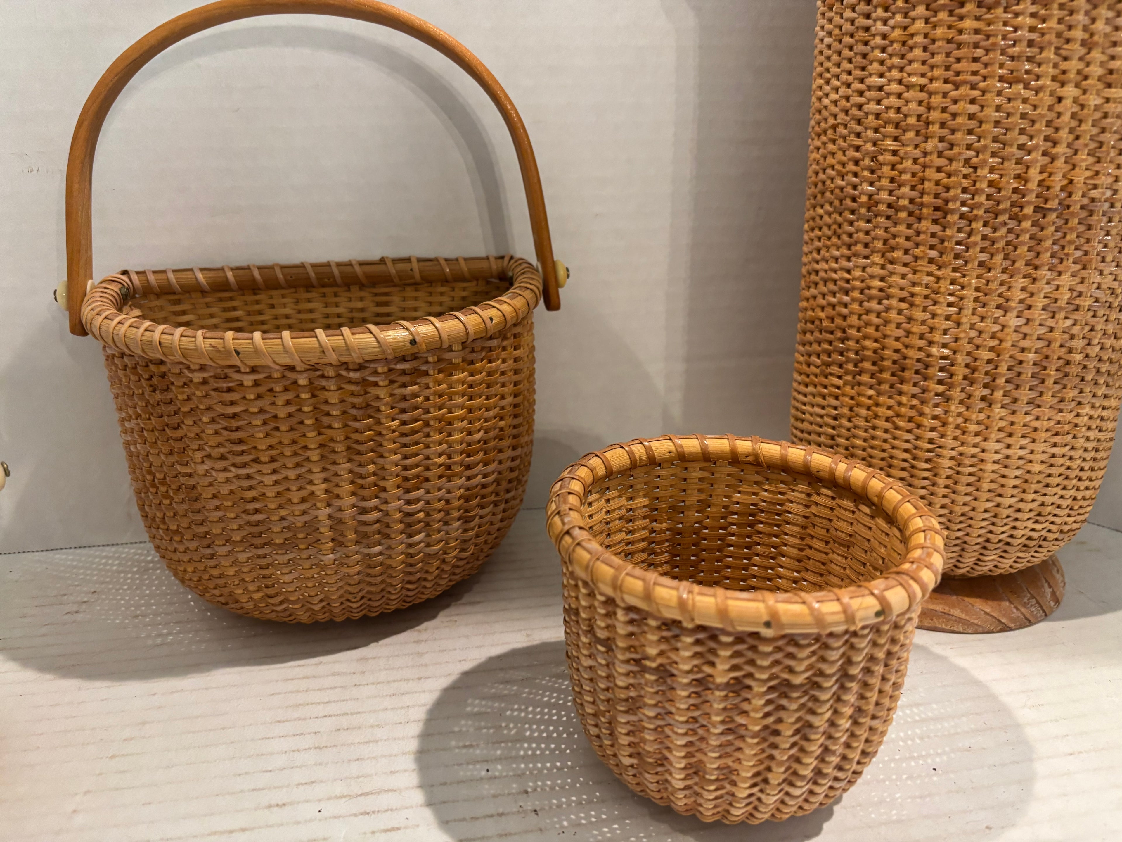 Collection of Four Handwoven Nantucket-Style Baskets Cape Cod, Massachusetts, late 20th century