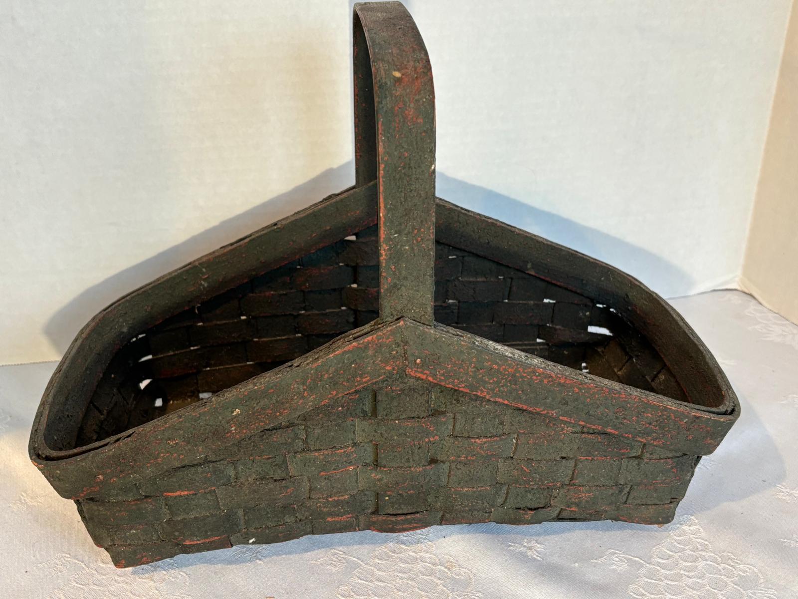 Rare Triangular “Winged” Gathering Basket in Original Green over Red Paint American, mid–late 19th century