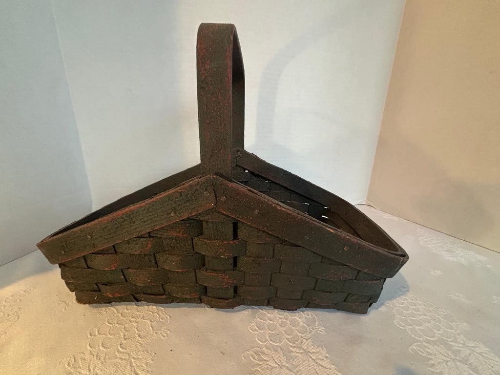 Rare Triangular “Winged” Gathering Basket in Original Green over Red Paint American, mid–late 19th century