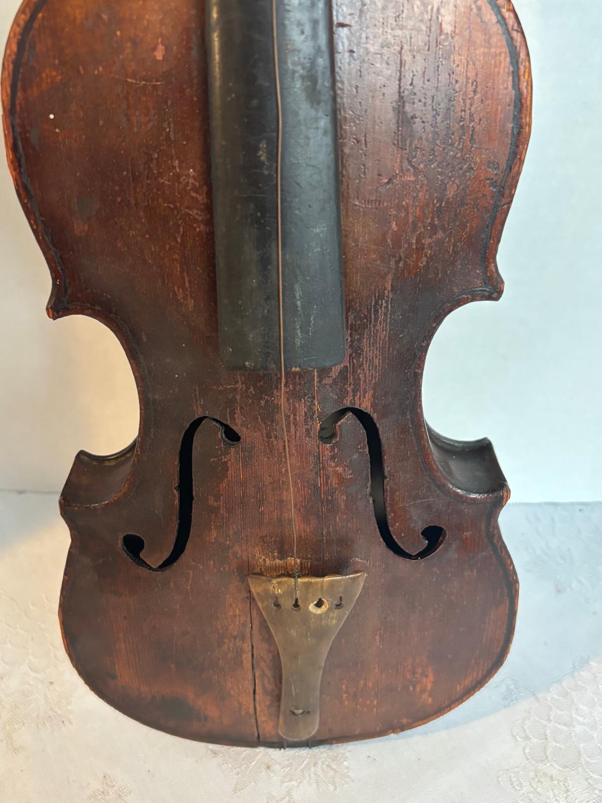 Patriotic Lion-Head Violin with Hand-Painted American Eagle, in Original Coffin Case Inscribed “James Tucker” , likely made in Germany, exported to the U.S mid-19th century