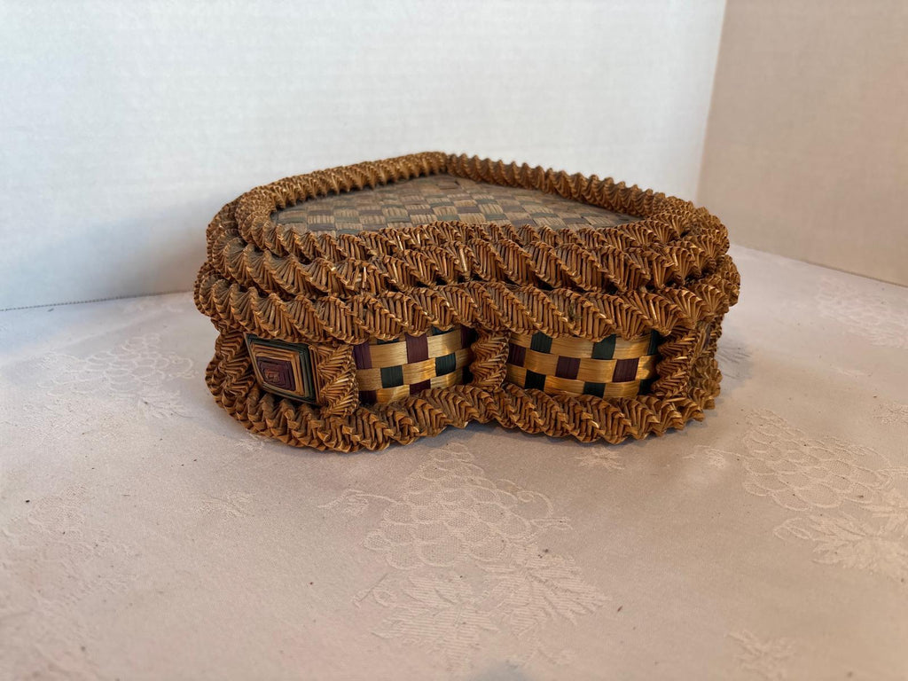 19th Century American or European Folk Art Fancy Splint Heart-Shaped Sewing Basket
