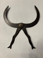Hand-forged machinist’s or blacksmith’s outside calipers