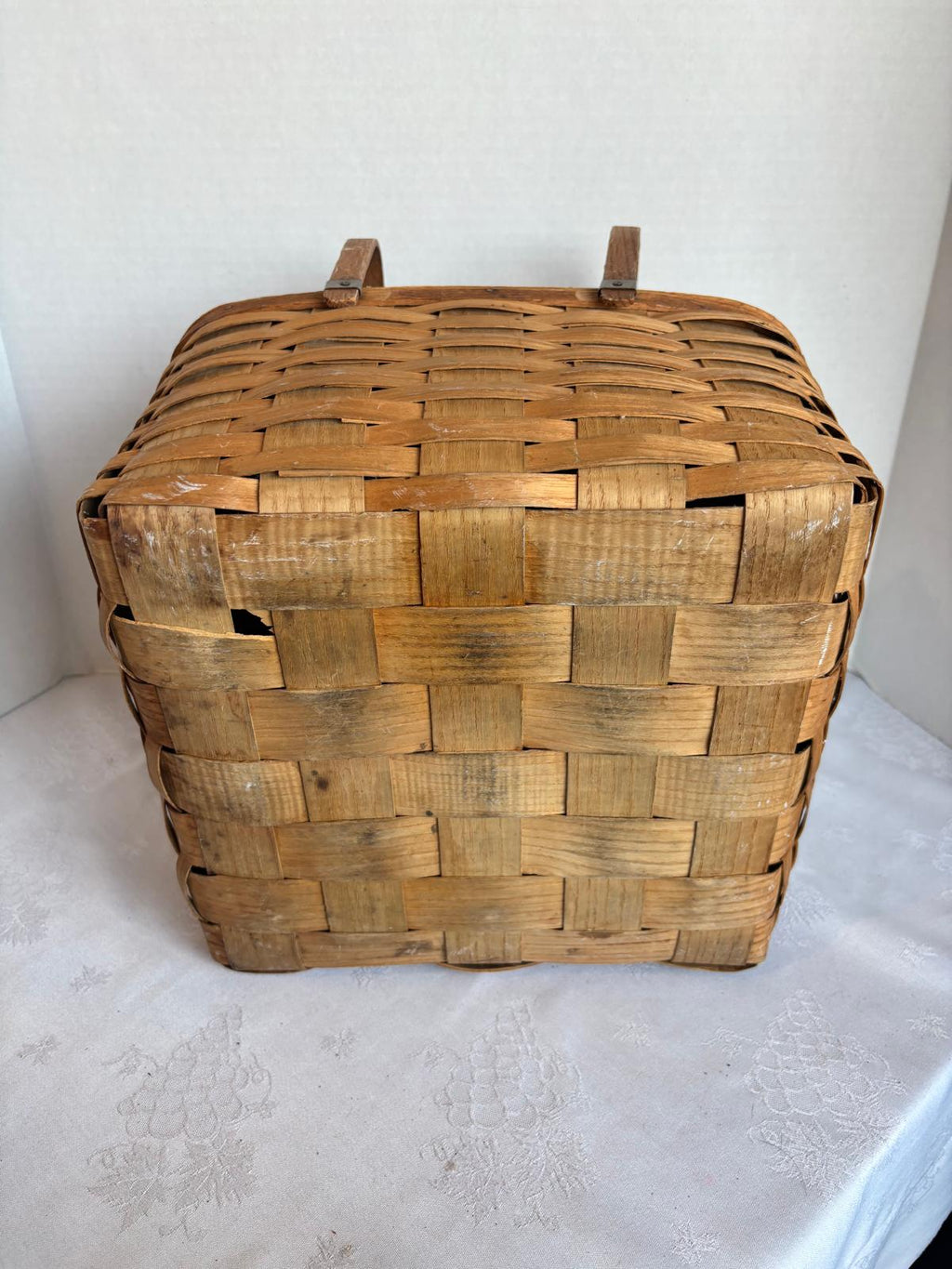 Exceptional Early 20th Century American Covered Picnic / Pie Carrier Basket with Original Interior Tray