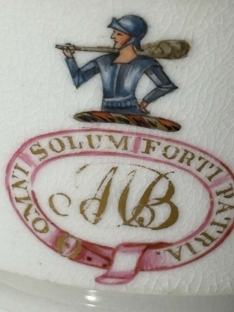 Large Late 18th Century Chinese Export Porcelain Tea Bowl with Warrior Device and Latin Motto Chinese Export Porcelain for the European Market, Circa 1785–1805