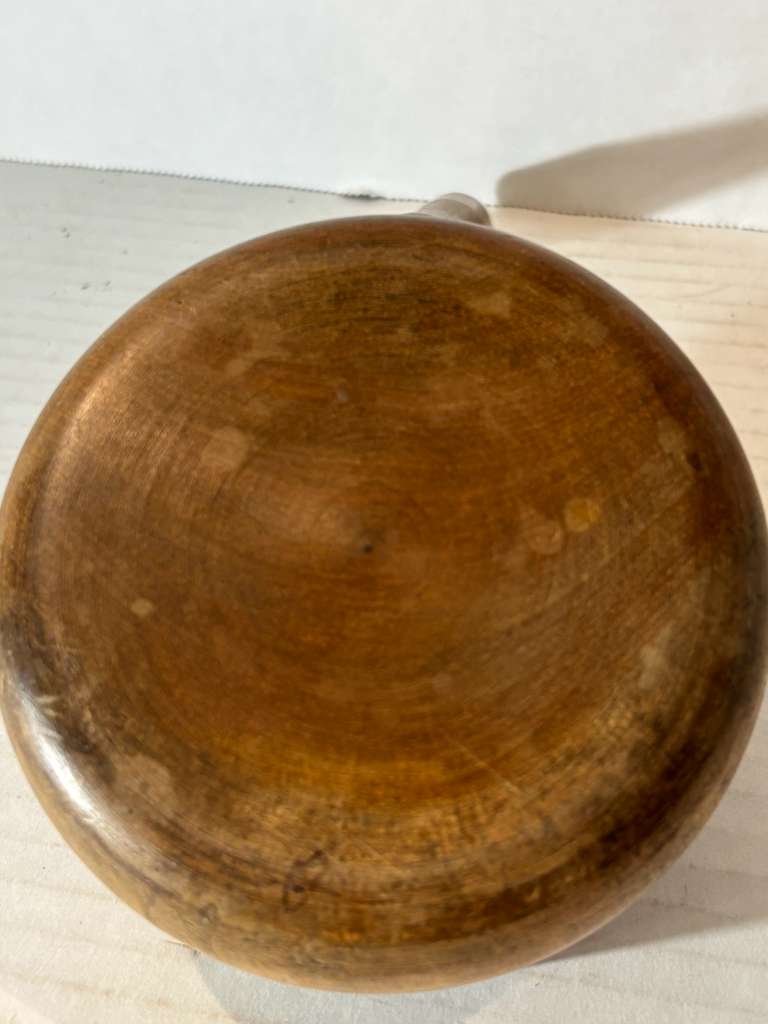 Late 19th Century Treenware Porringer or Handled Bowl