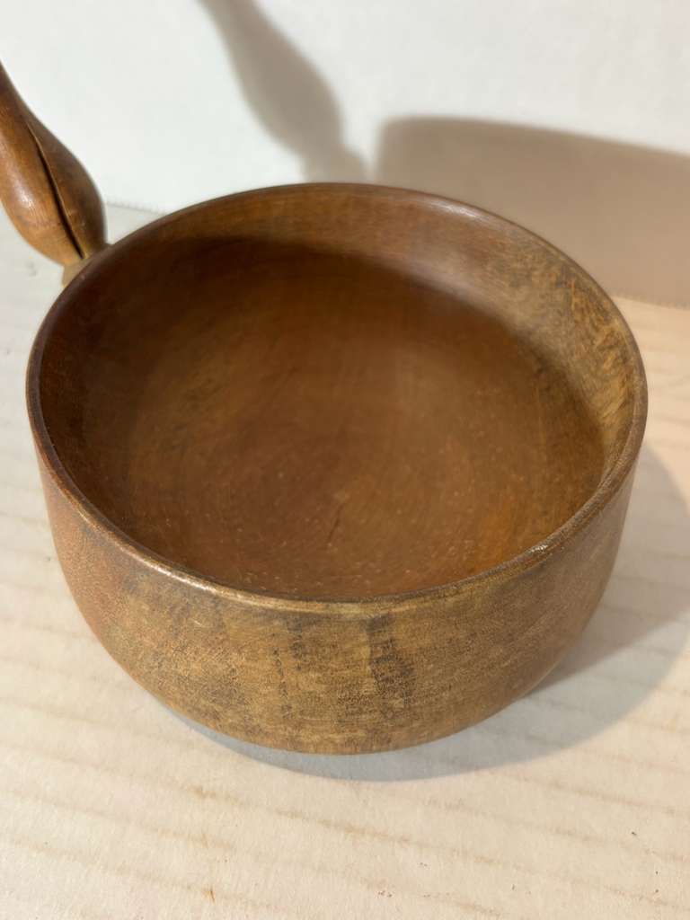 Late 19th Century Treenware Porringer or Handled Bowl