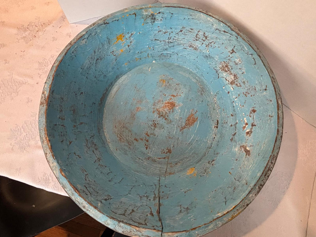Large Early American Blue-Painted Dough Bowl Late 18th–early 19th century Found in Owensville, Missouri