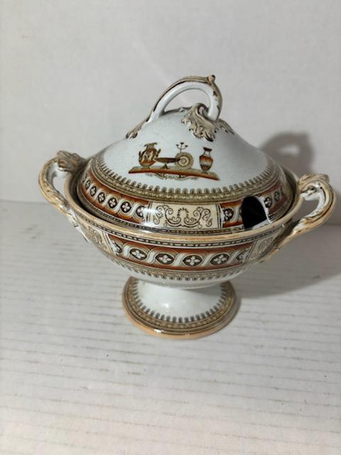 English Neoclassical Staffordshire Covered Sauce Tureen