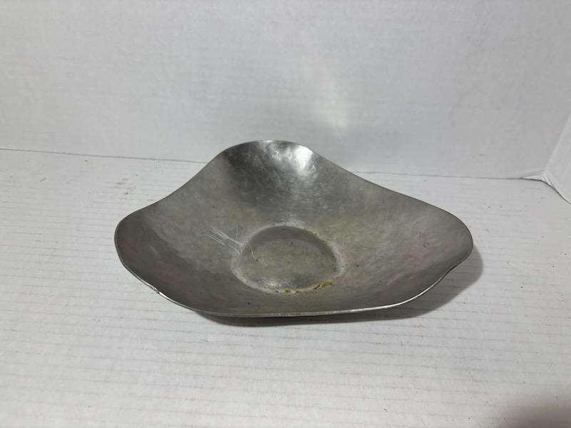 Gene Lesch Free-Form Modernist Pewter Dish
American, circa 1965–1975
