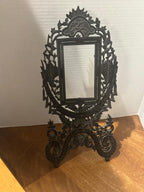 Swiss Black Forest Hand-Carved Standing Picture Frame Brienz School, ca. 1880–1900