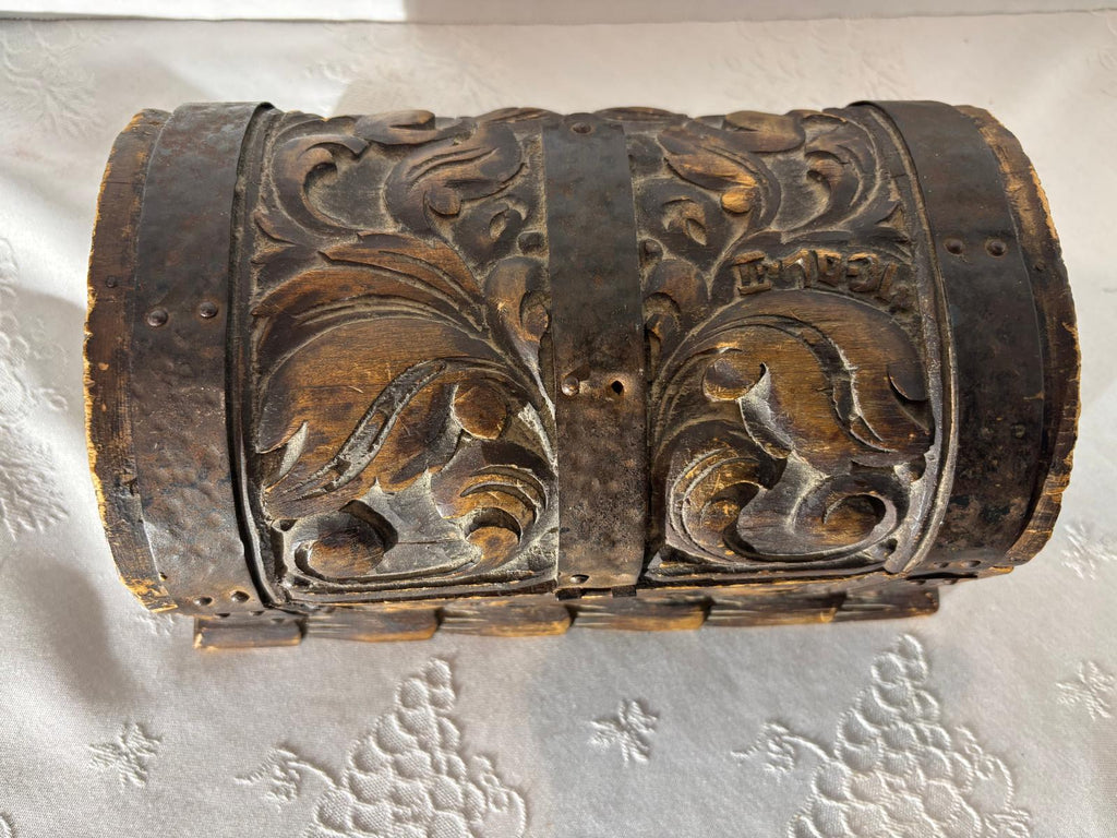 Carved Casket-Form Box, Precisely Dated February 10, 1834